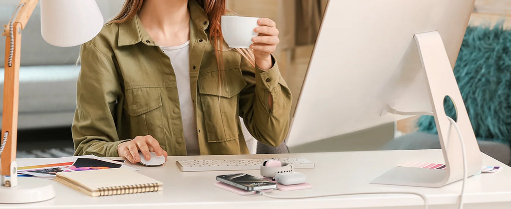 3-in-1 Wireless Charging Station - Foldable Travel Charger for iPhone, Apple Watch & AirPods